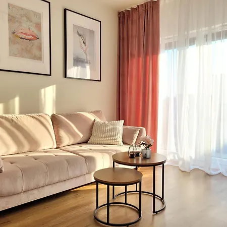 Appartement Factory In Historical Estate, Air Conditioned, Metro *